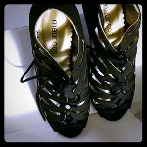 New ladies lace-up sandal foot bootie.